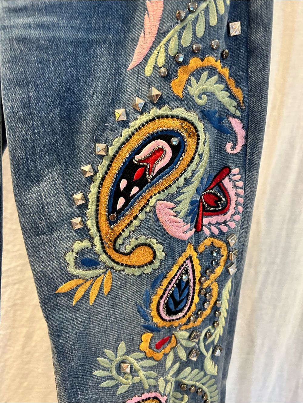 Alice + Olivia Denim Flare Jeans with Multicolor Paisley Embroidery - Picture 3 of 16